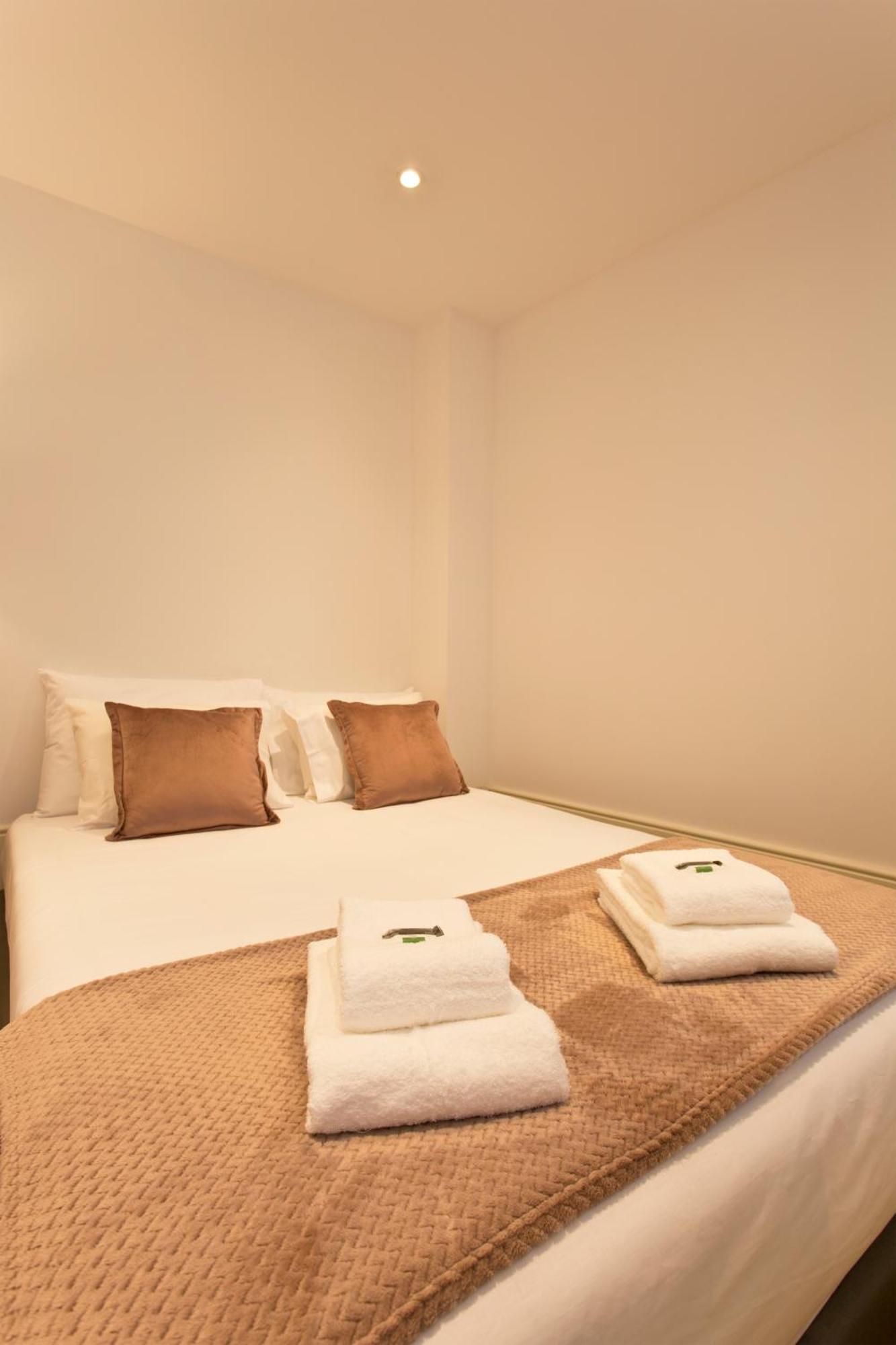 Fine Art Apartments City Center Πόρτο Δωμάτιο φωτογραφία