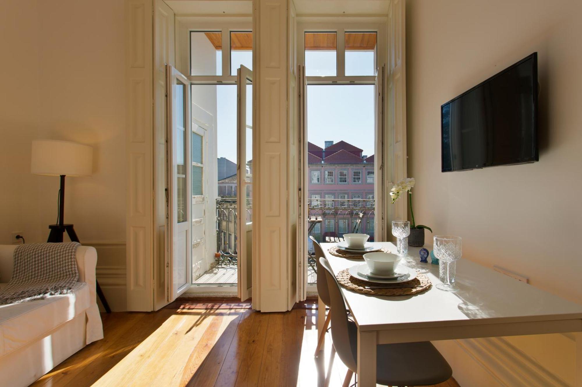 Fine Art Apartments City Center Πόρτο Δωμάτιο φωτογραφία